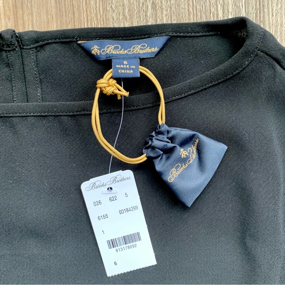 Brooks Brothers Crepe Crew Neck Blouse - Picture 4 of 5